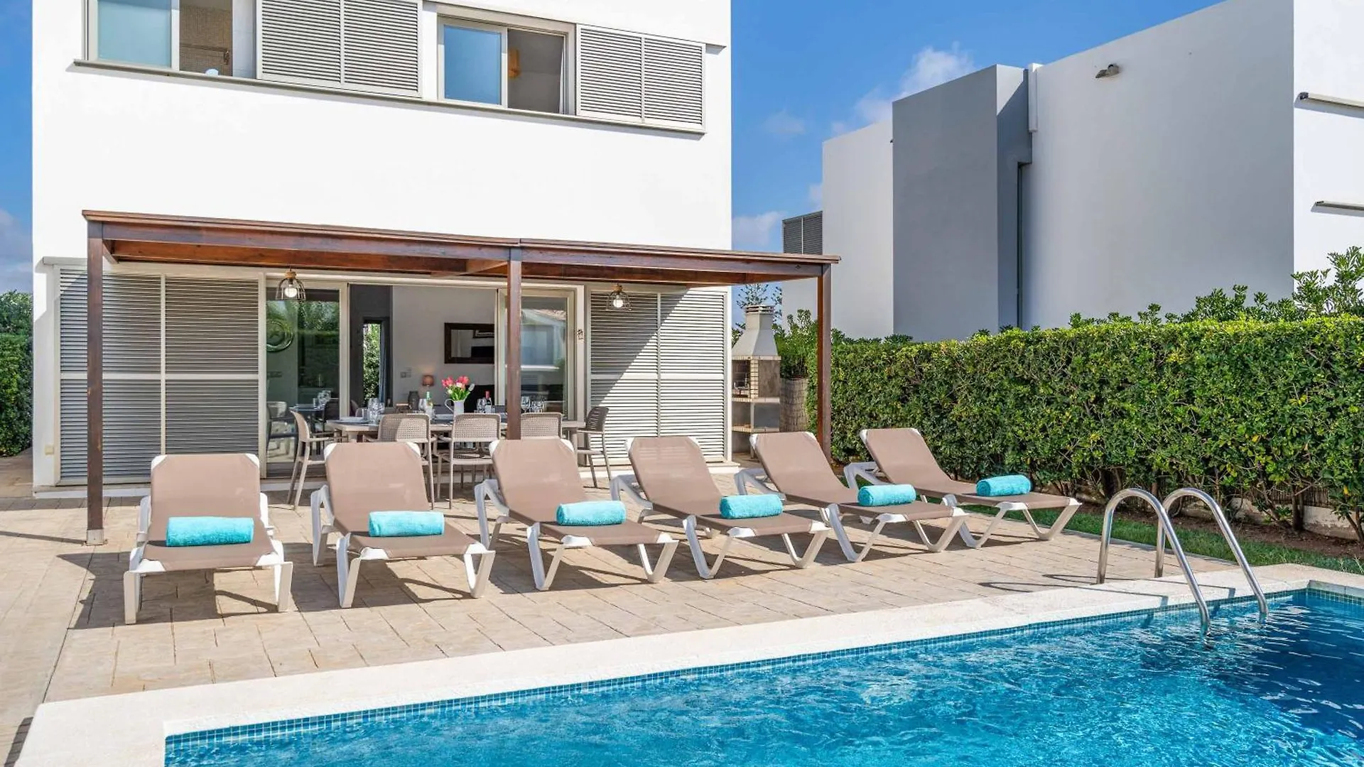 Villa Oleander Cala'N Bosch  Spain